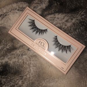 Brand New ICONIC LITES FROM HOUSE OF LASHES